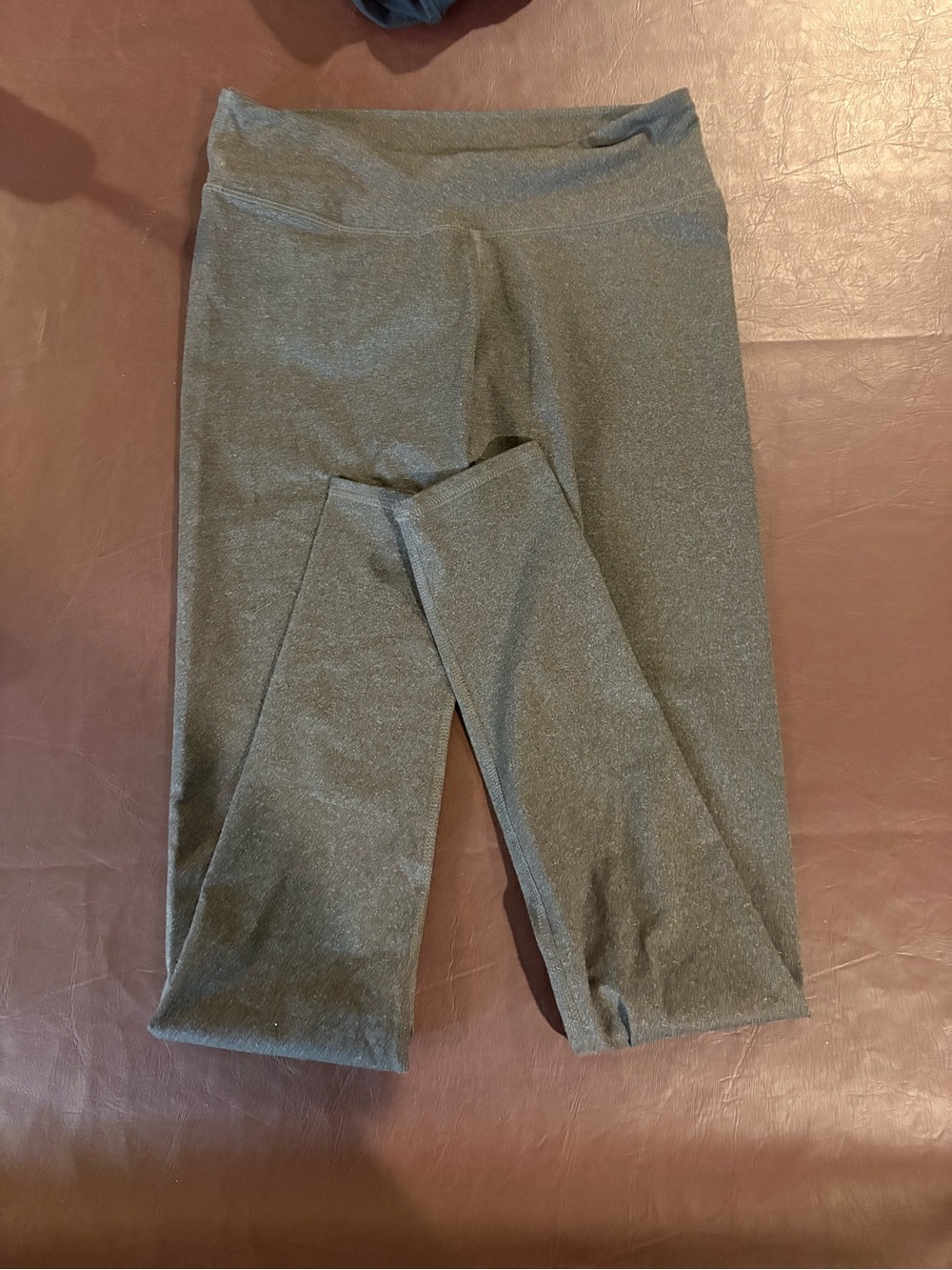 💥Buy 2 Get 1 Free💥 Women’s ' Gray Active Leggings - Fabletics